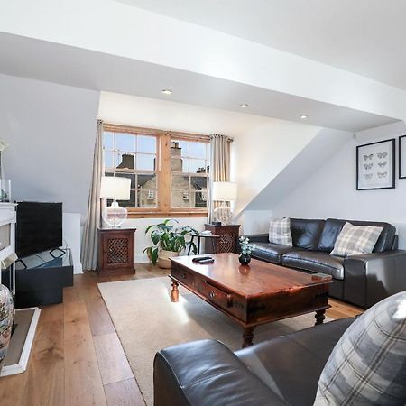 Luxury 3 Bed Royal Mile Apartment Edinburgh Bagian luar foto
