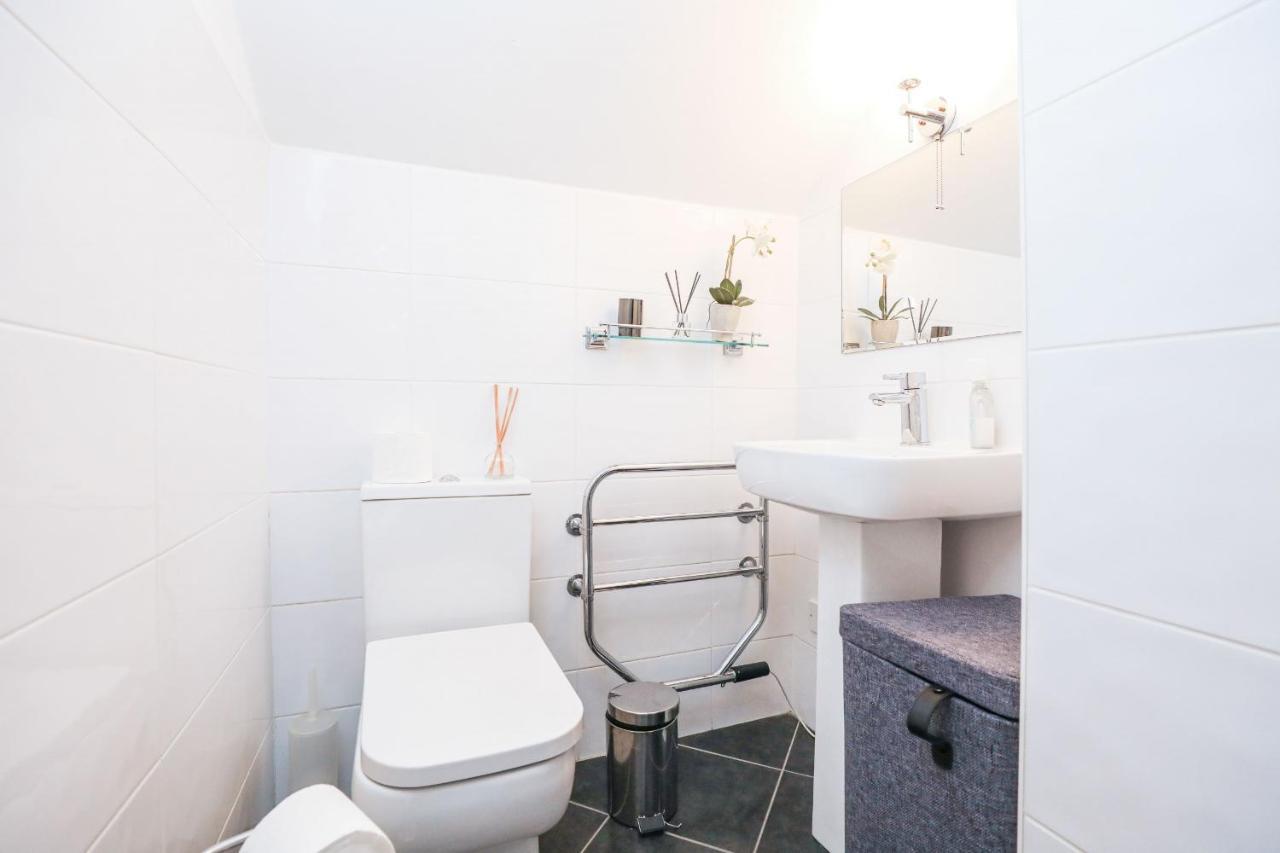 Luxury 3 Bed Royal Mile Apartment Edinburgh Bagian luar foto