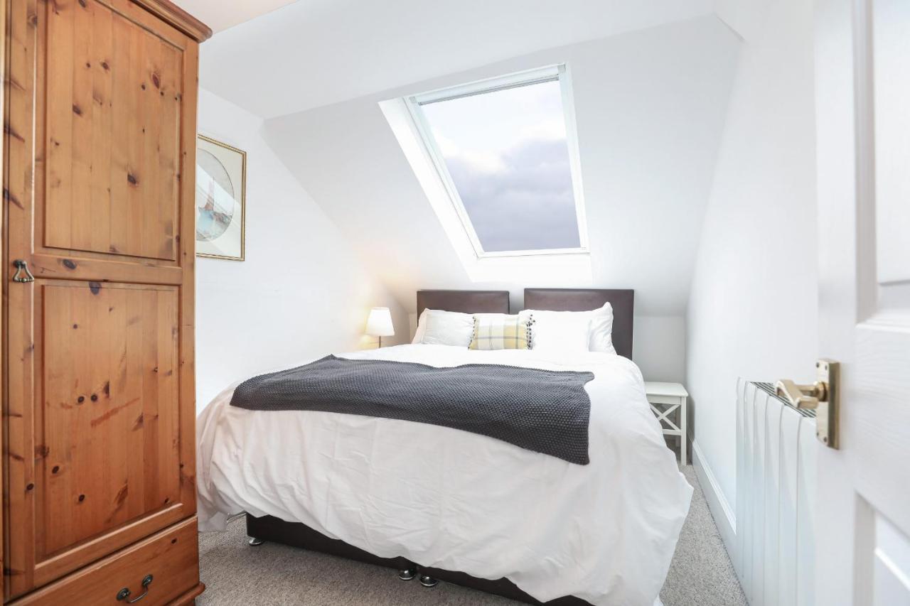 Luxury 3 Bed Royal Mile Apartment Edinburgh Bagian luar foto